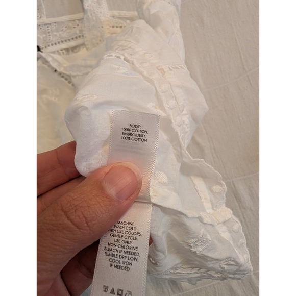 Unsubscribed White Eyelet Top Sleeveless Blouse Summer Tank XL 100%‎ Cotton - Picture 3 of 6